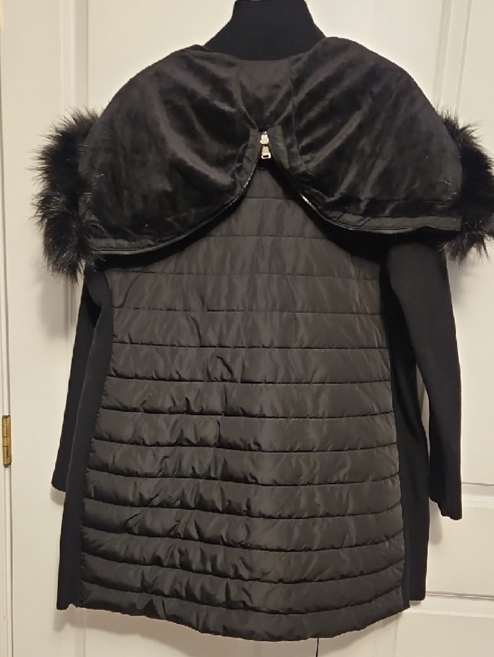 Calvin Klein Black Quilted Faux-Fur Trim Hooded Coat Sz 3x - Picture 2 of 2